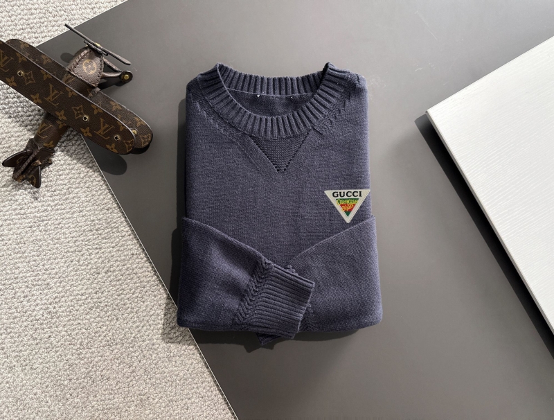 Gucci Sweaters